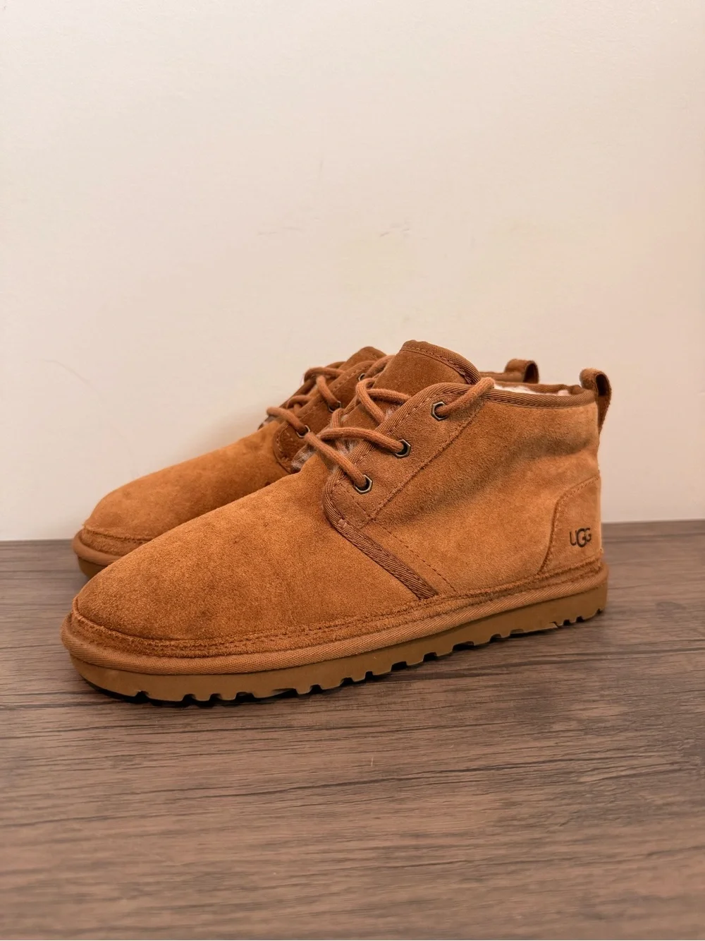 UGG Men's BOOTS  Neumel Boots Chestnut Men's Size 9 Authentic EURO 43 EUC
